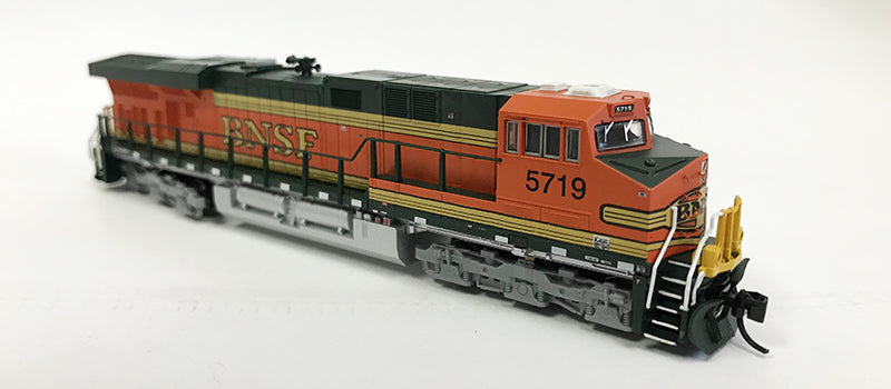 N scale top bnsf locomotive