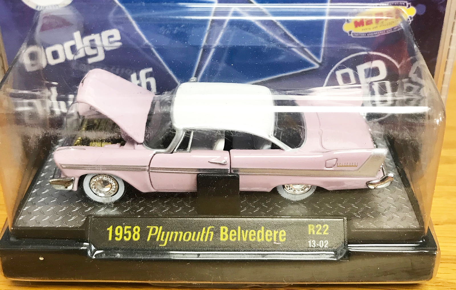 S 1958 Plymouth Belvedere - Pink