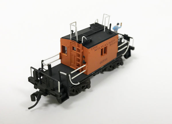 N Custom Weathered Transfer Caboose / Milw Rd 01731