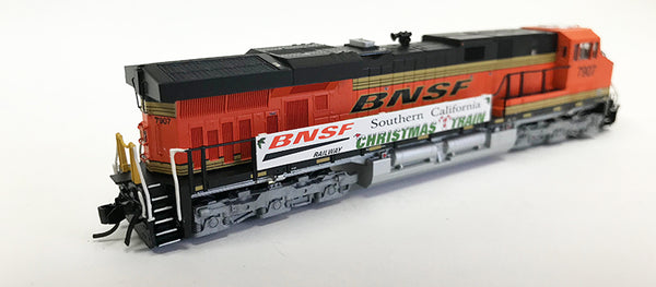N Detailed GEVO - BNSF #7907 Christmas